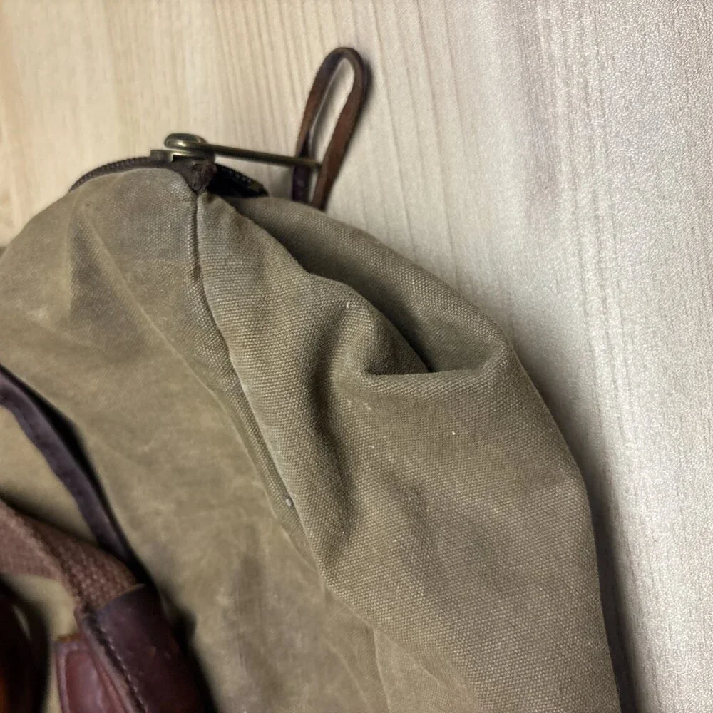 Duluth Trading‎ Company Oil Cloth Day Tote Bag Brown Expandable Durable